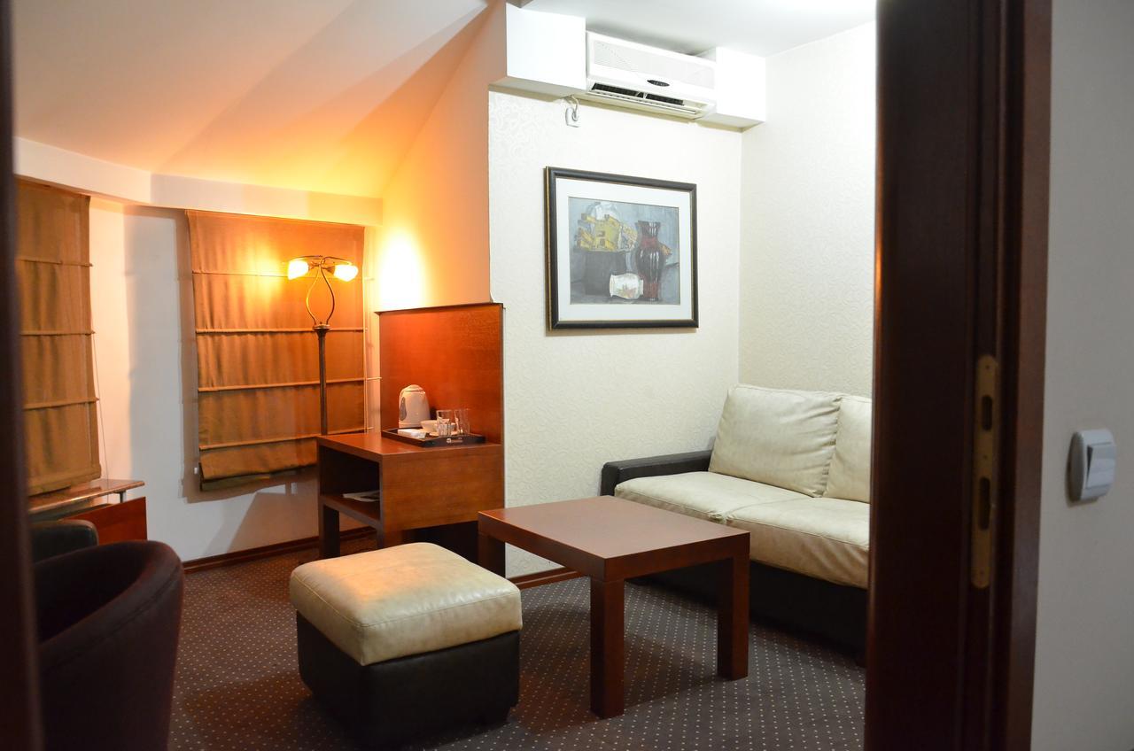 Hotel Bell Leskovac  Bagian luar foto