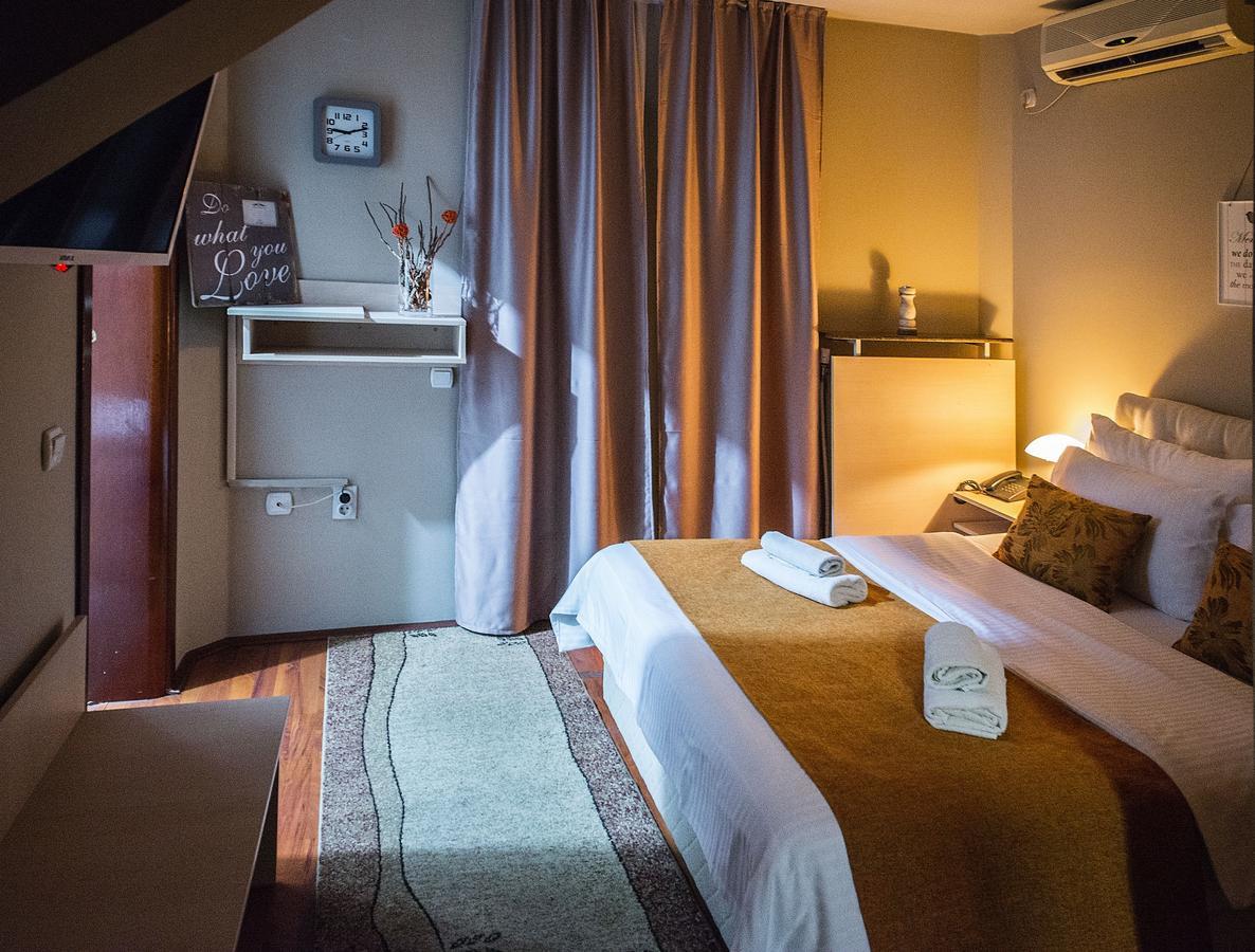 Hotel Bell Leskovac  Bagian luar foto