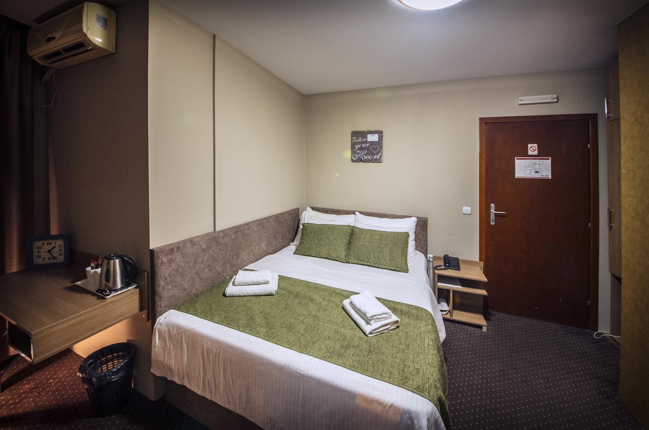 Hotel Bell Leskovac  Bagian luar foto