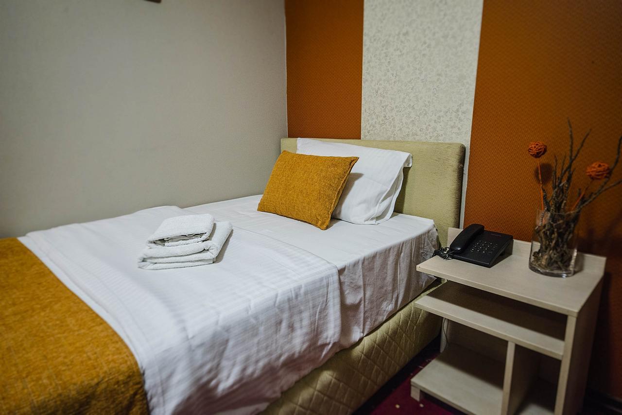 Hotel Bell Leskovac  Bagian luar foto