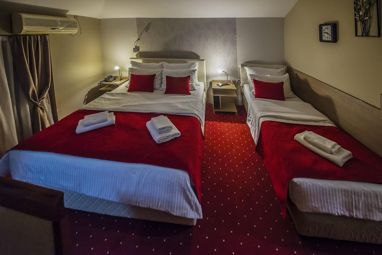 Hotel Bell Leskovac  Bagian luar foto